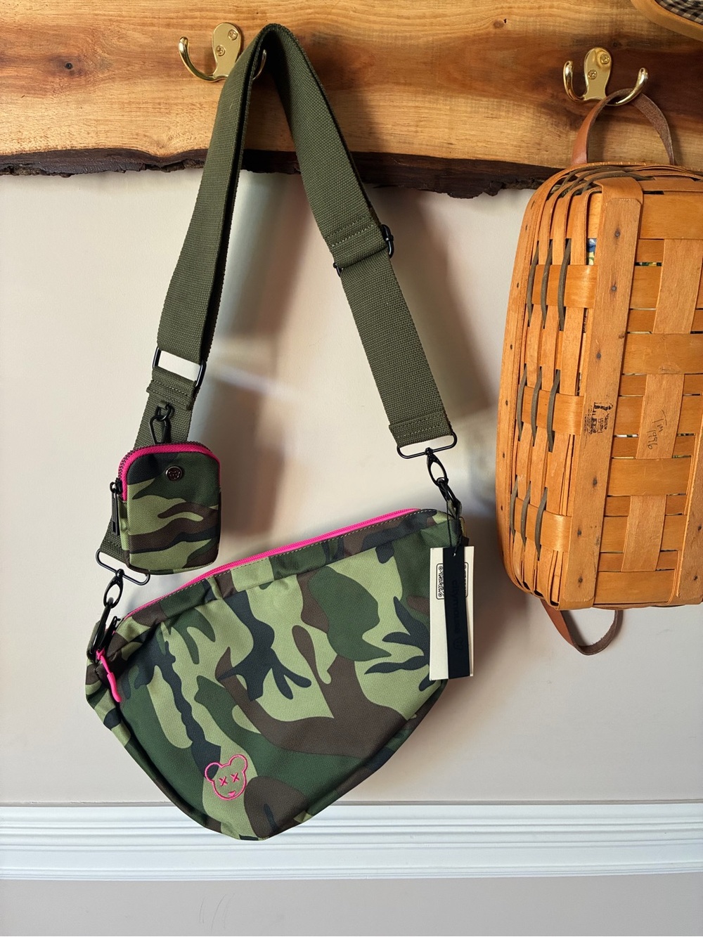 City mouse Citymouse Camo and Pink Crossbody Crescent Diaper Bag Satchel NWT